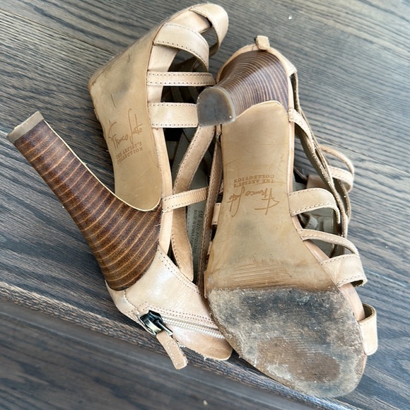 Franco Sarto platform sandals - Picture 3 of 5
